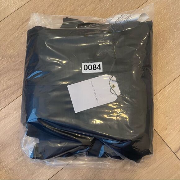 Dress the Population
Amy One-Shoulder Gown - Picture 9 of 12